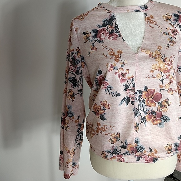 New Women's top blouse floral Medium - Picture 4 of 8